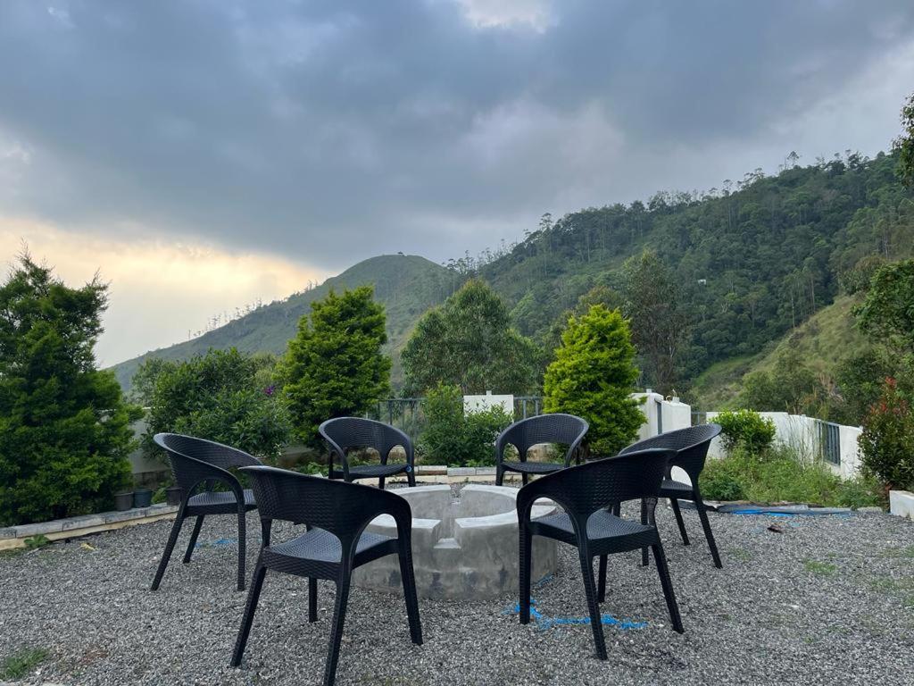 Munnar Alkaline Villa Bagian luar foto
